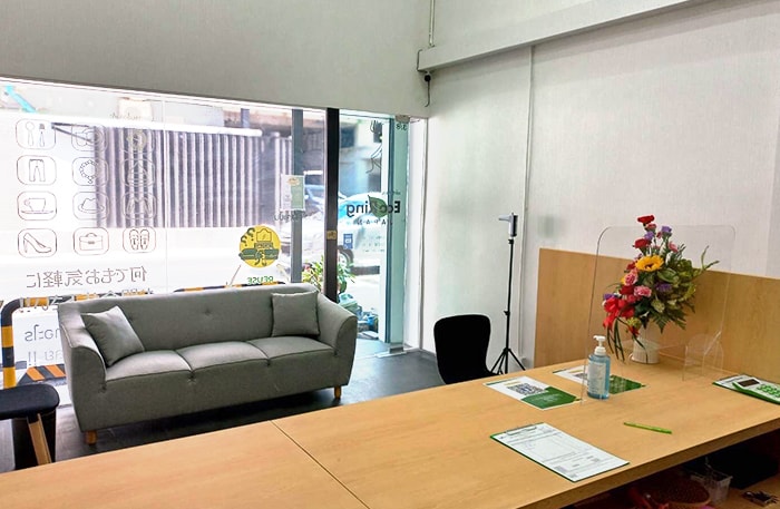 スクンビット49店の内装１